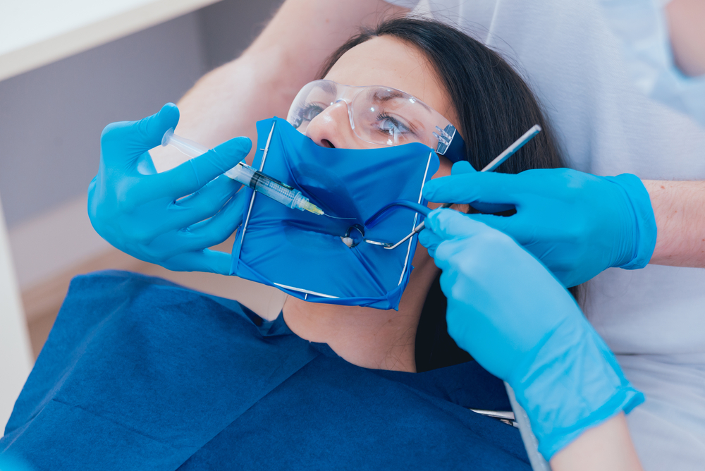 Does a Root Canal Kill the Tooth? Myth Busted!